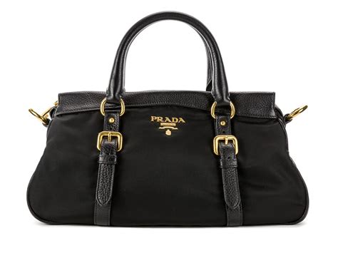 prada saffiano 35 ราคา|prada saffiano ราคาพิเศษ .